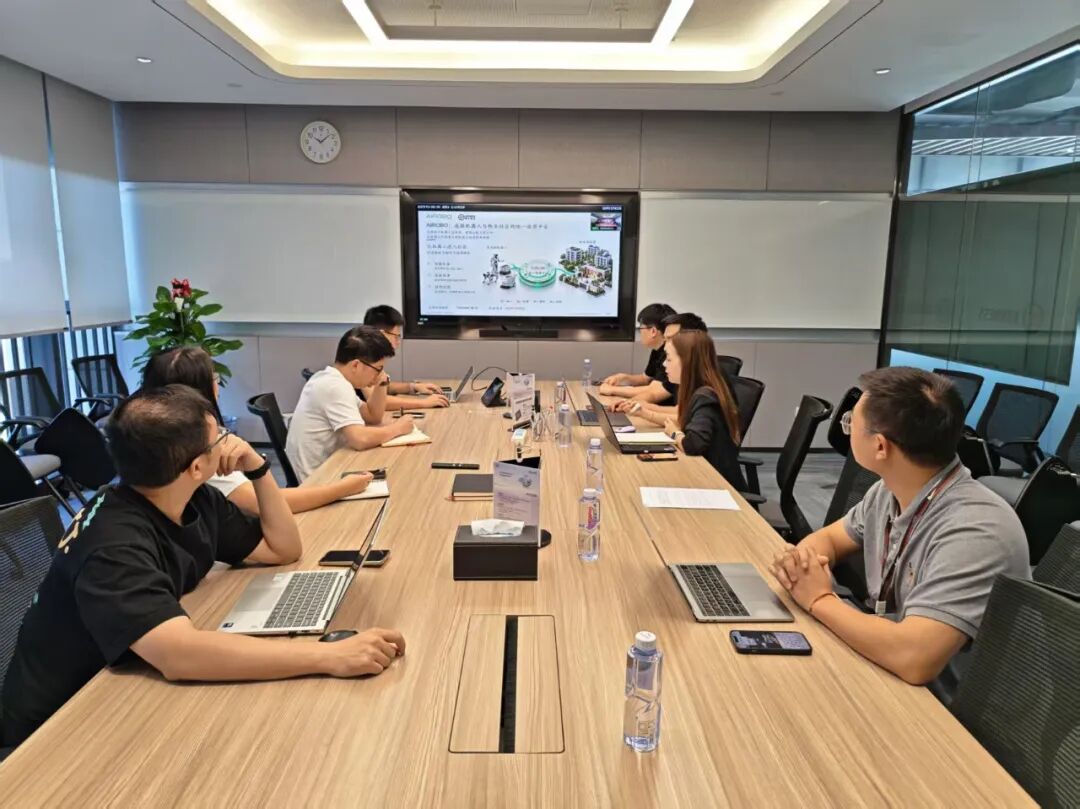 AIROBO与顺丰速运集团深入交流共探机器人 末端配送新模式