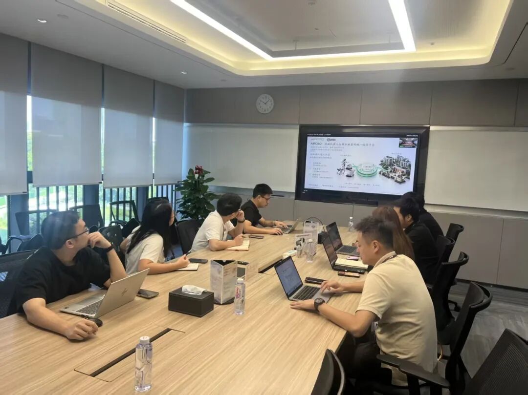AIROBO与顺丰速运集团深入交流共探机器人 末端配送新模式